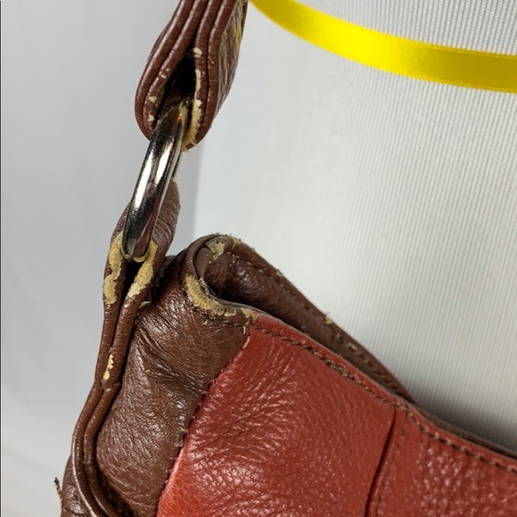 Stone Mountain Lg Leather Shoulder Bag - Picture 3 of 14